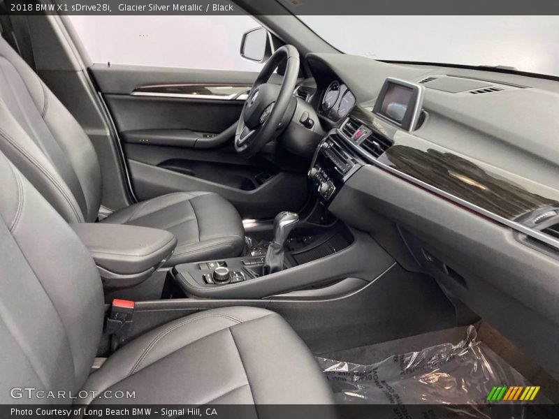 Glacier Silver Metallic / Black 2018 BMW X1 sDrive28i
