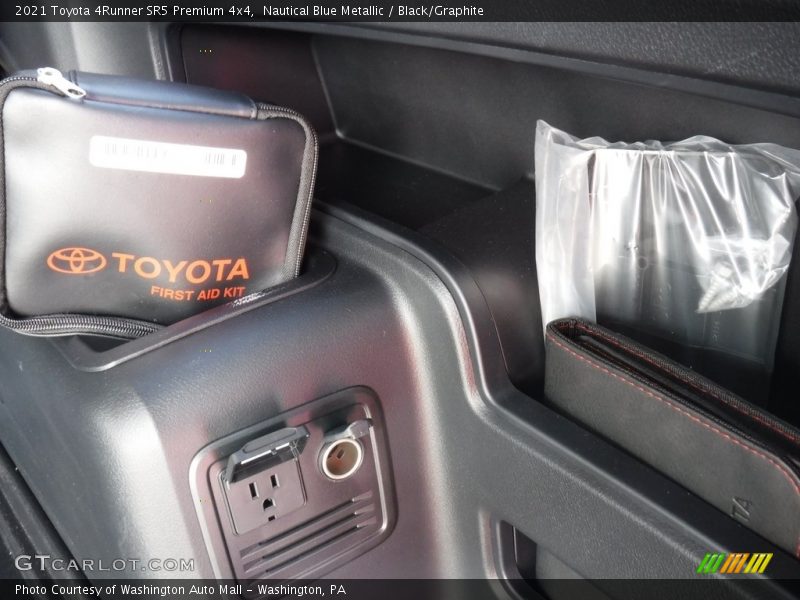 Nautical Blue Metallic / Black/Graphite 2021 Toyota 4Runner SR5 Premium 4x4
