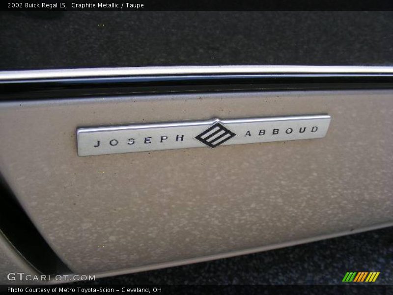 Graphite Metallic / Taupe 2002 Buick Regal LS