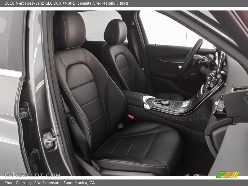 Selenite Grey Metallic / Black 2018 Mercedes-Benz GLC 300 4Matic