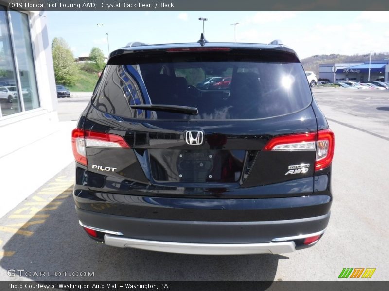 Crystal Black Pearl / Black 2019 Honda Pilot Touring AWD