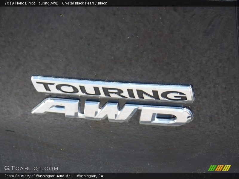 Crystal Black Pearl / Black 2019 Honda Pilot Touring AWD