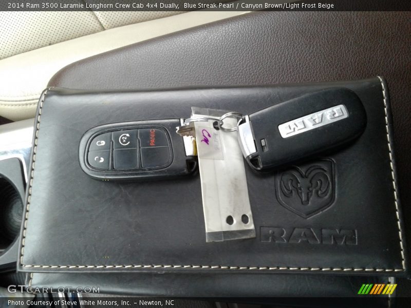 Keys of 2014 3500 Laramie Longhorn Crew Cab 4x4 Dually