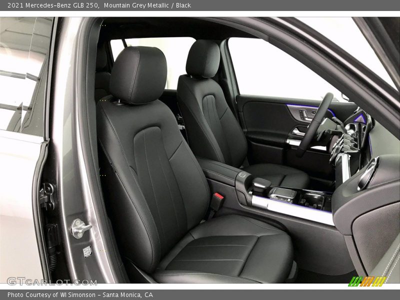 Mountain Grey Metallic / Black 2021 Mercedes-Benz GLB 250