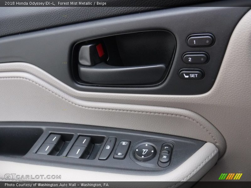 Forest Mist Metallic / Beige 2018 Honda Odyssey EX-L