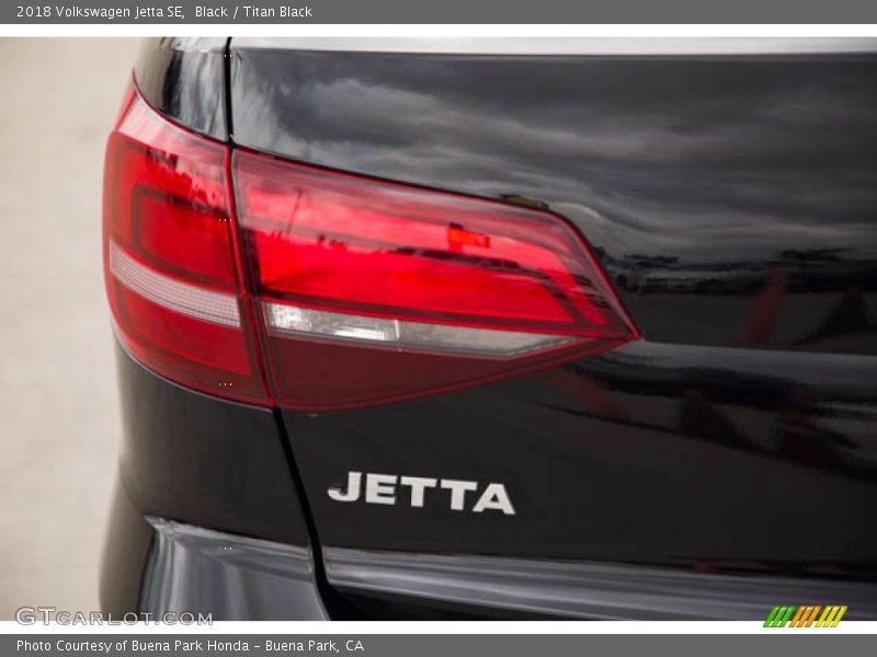 Black / Titan Black 2018 Volkswagen Jetta SE