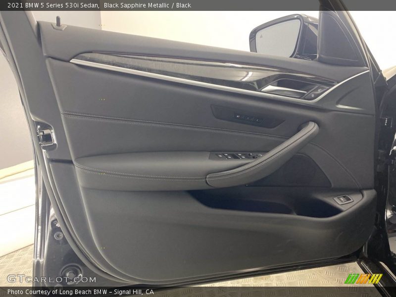 Black Sapphire Metallic / Black 2021 BMW 5 Series 530i Sedan