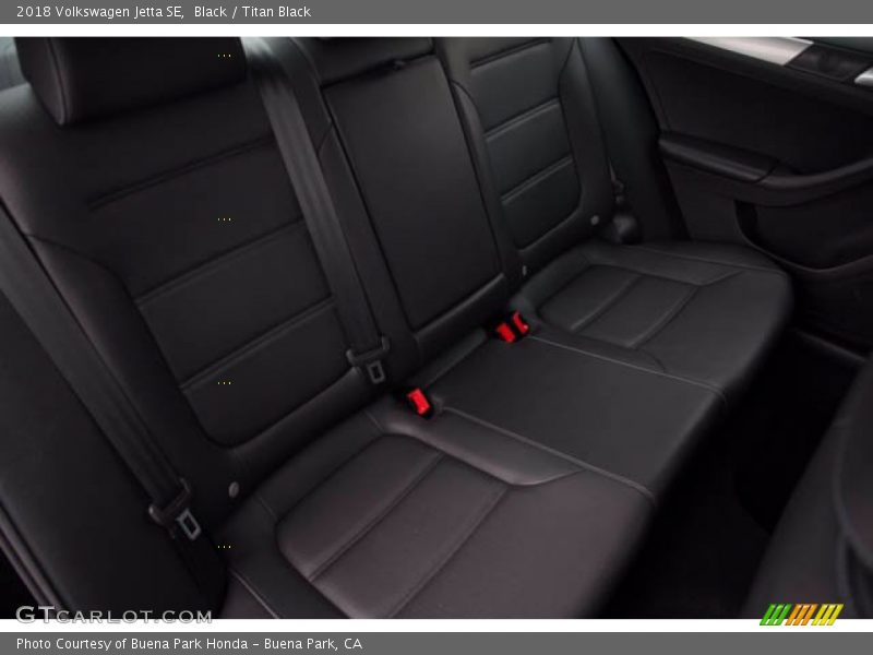 Black / Titan Black 2018 Volkswagen Jetta SE