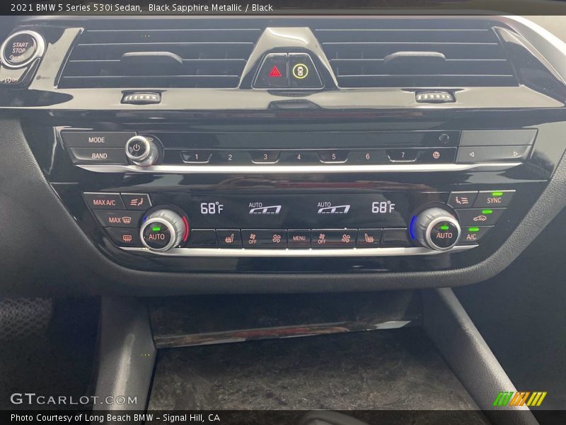 Black Sapphire Metallic / Black 2021 BMW 5 Series 530i Sedan