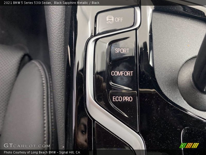 Black Sapphire Metallic / Black 2021 BMW 5 Series 530i Sedan