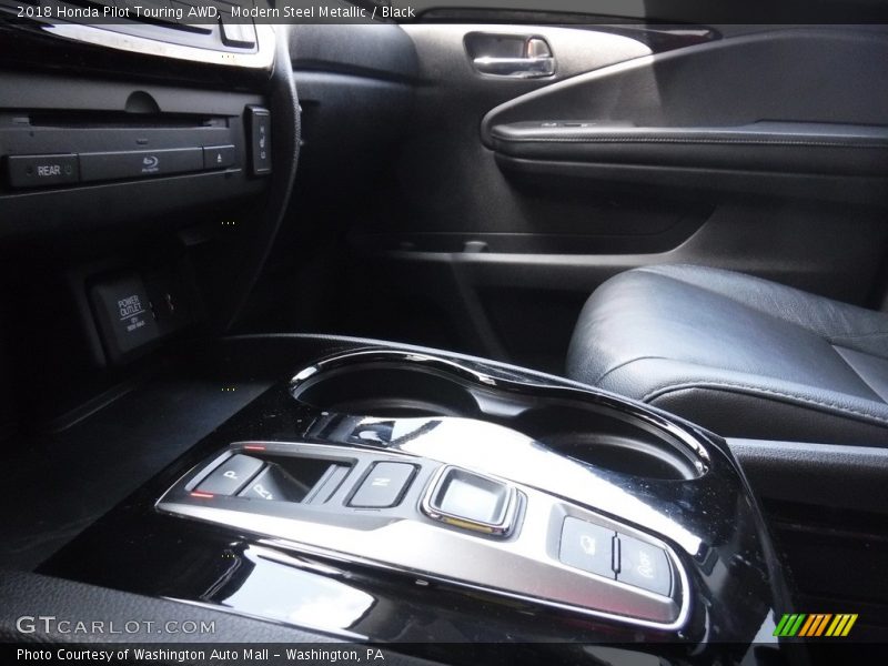 Controls of 2018 Pilot Touring AWD
