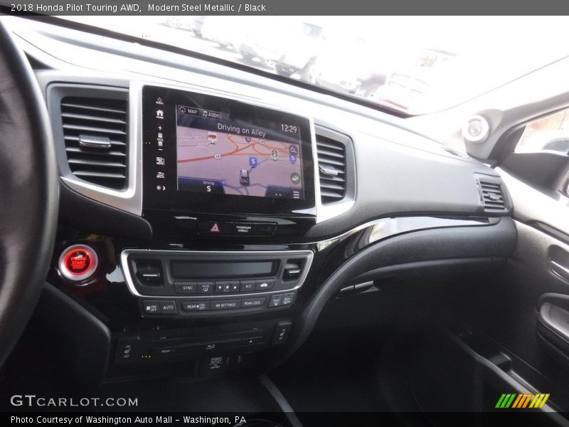 Modern Steel Metallic / Black 2018 Honda Pilot Touring AWD