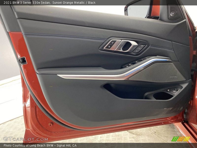 Door Panel of 2021 3 Series 330e Sedan