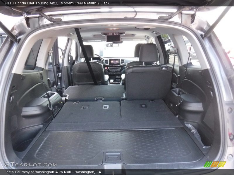  2018 Pilot Touring AWD Trunk