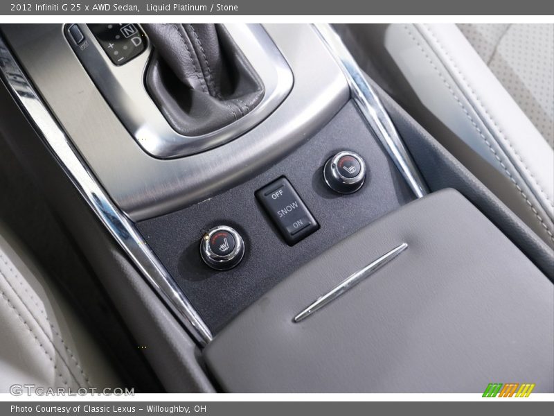 Controls of 2012 G 25 x AWD Sedan