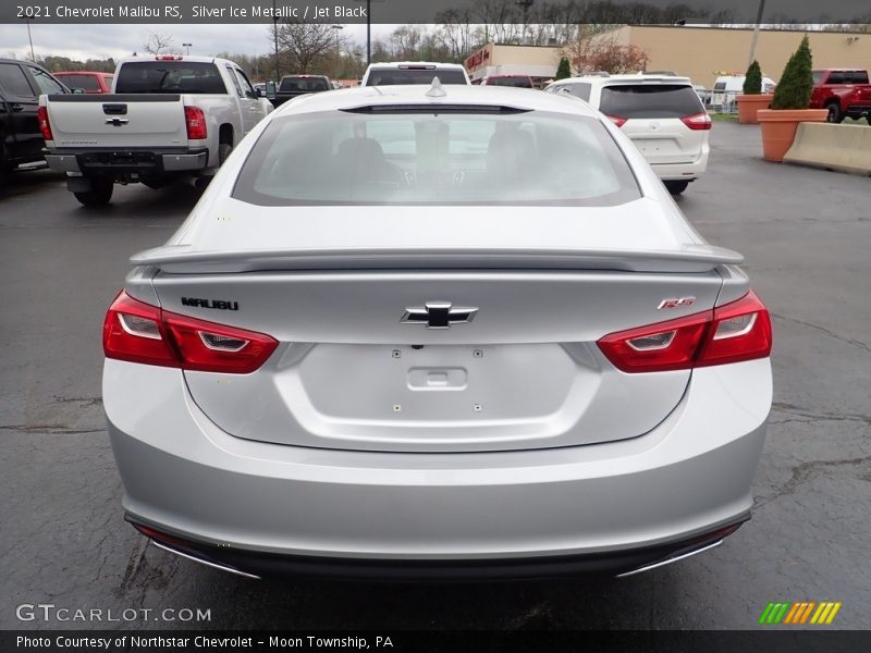 Silver Ice Metallic / Jet Black 2021 Chevrolet Malibu RS