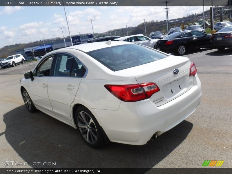 Crystal White Pearl / Warm Ivory 2016 Subaru Legacy 2.5i Limited