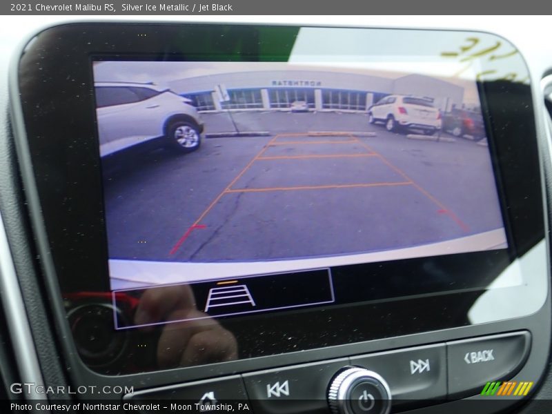 Silver Ice Metallic / Jet Black 2021 Chevrolet Malibu RS