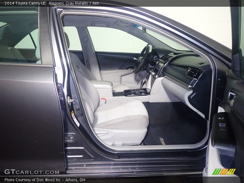 Magnetic Gray Metallic / Ash 2014 Toyota Camry LE