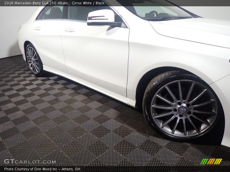 Cirrus White / Black 2016 Mercedes-Benz CLA 250 4Matic