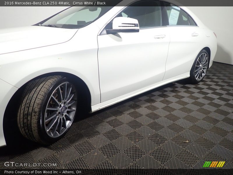 Cirrus White / Black 2016 Mercedes-Benz CLA 250 4Matic