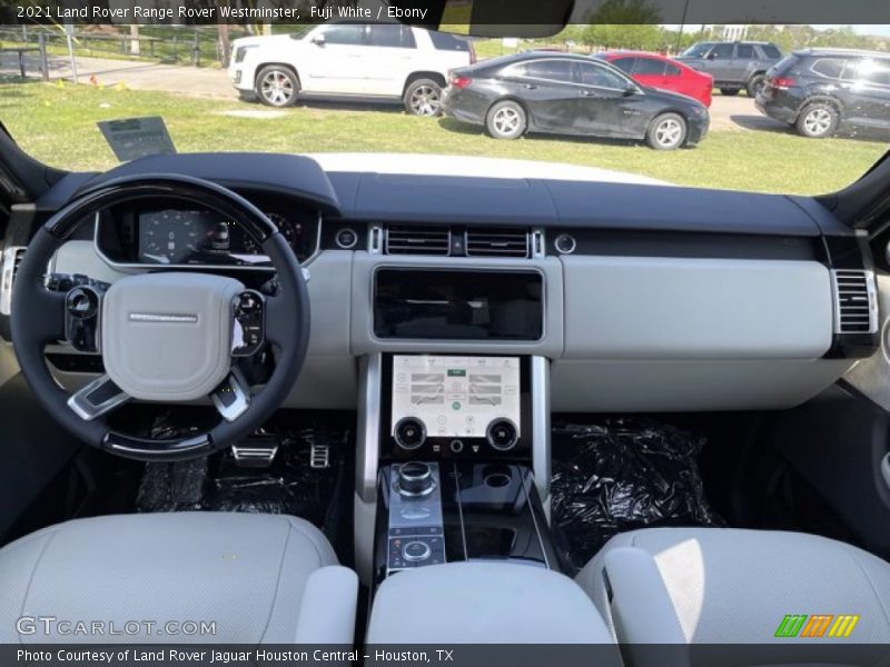 Fuji White / Ebony 2021 Land Rover Range Rover Westminster