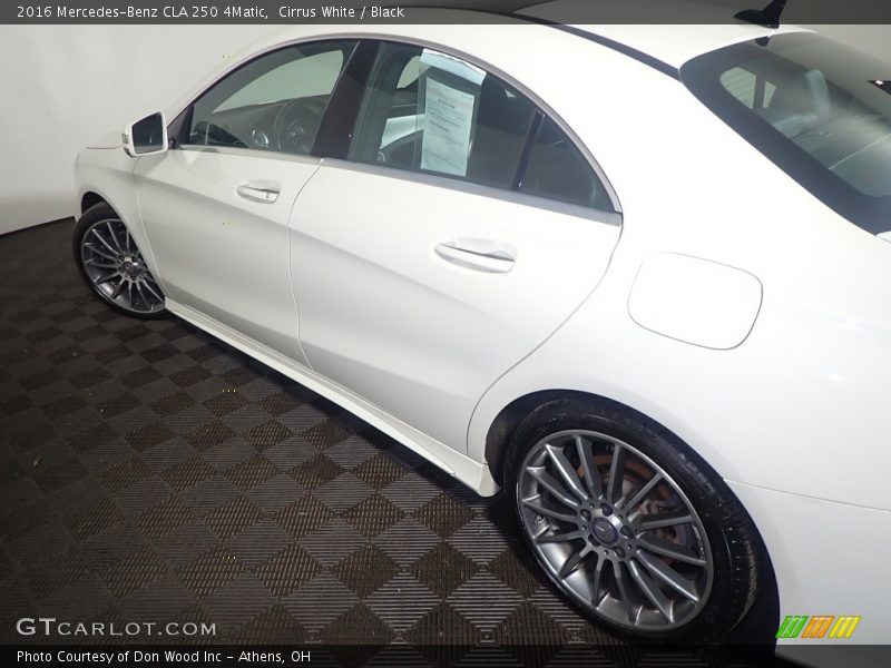 Cirrus White / Black 2016 Mercedes-Benz CLA 250 4Matic