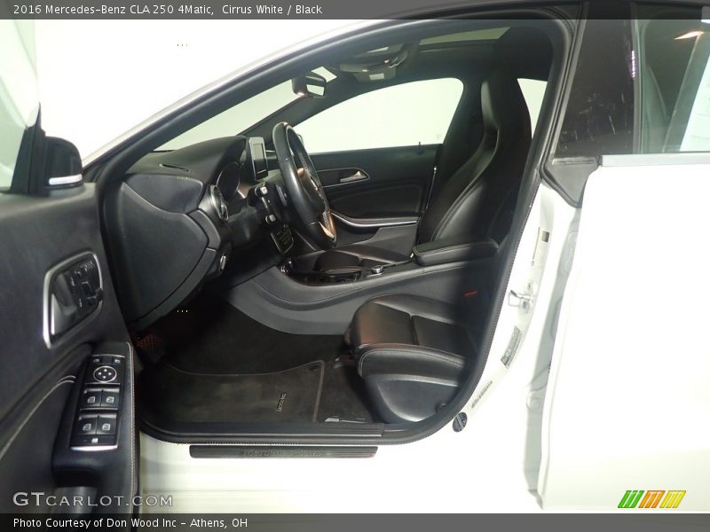 Cirrus White / Black 2016 Mercedes-Benz CLA 250 4Matic