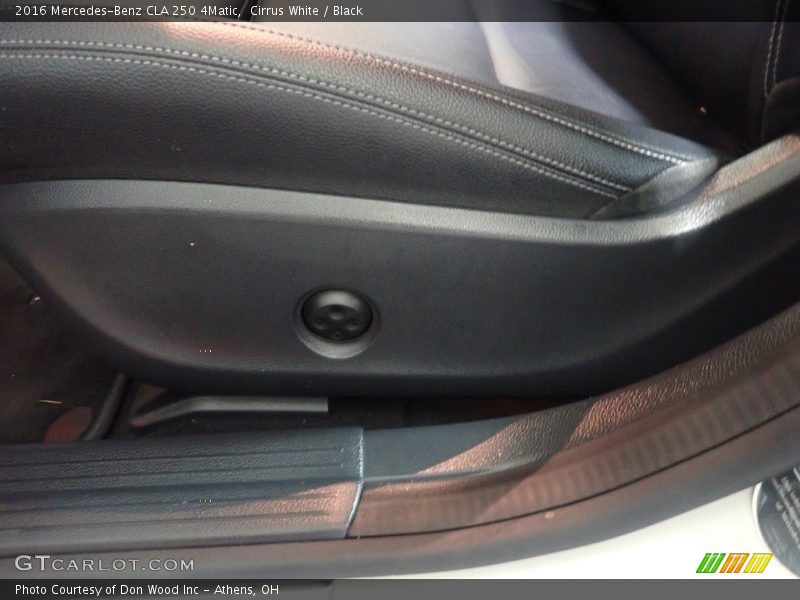 Cirrus White / Black 2016 Mercedes-Benz CLA 250 4Matic