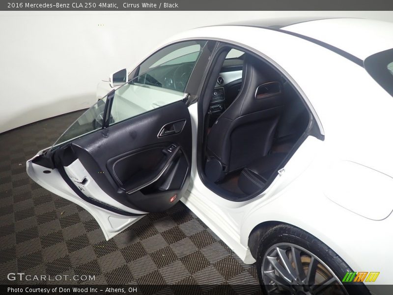 Cirrus White / Black 2016 Mercedes-Benz CLA 250 4Matic