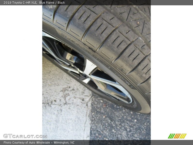 Blue Flame / Black 2019 Toyota C-HR XLE