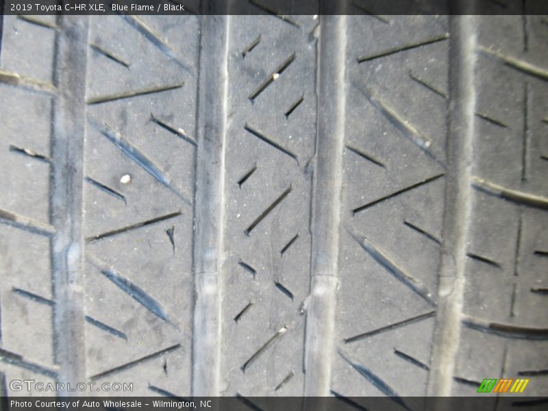 Blue Flame / Black 2019 Toyota C-HR XLE