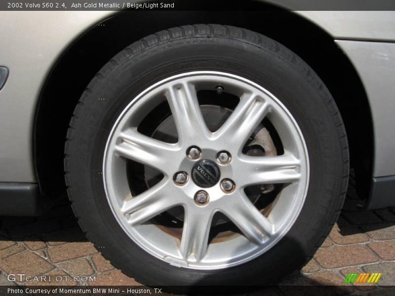 Ash Gold Metallic / Beige/Light Sand 2002 Volvo S60 2.4