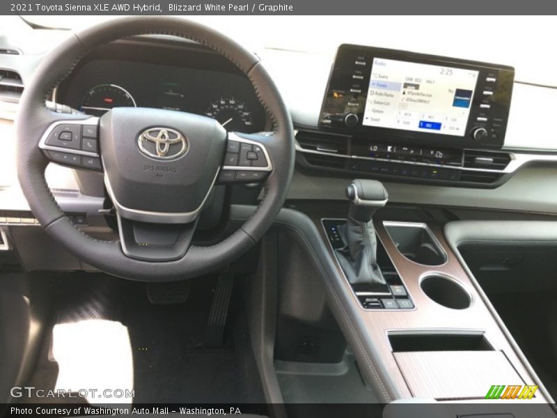 Blizzard White Pearl / Graphite 2021 Toyota Sienna XLE AWD Hybrid