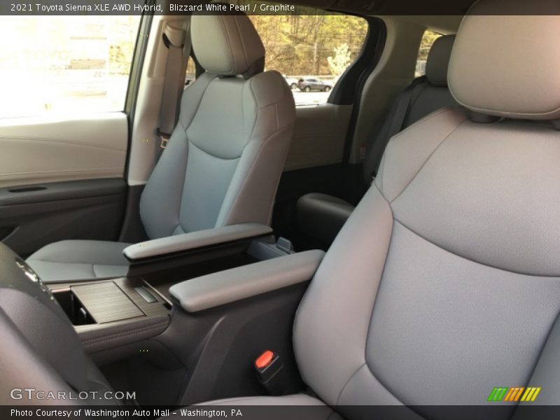 Blizzard White Pearl / Graphite 2021 Toyota Sienna XLE AWD Hybrid