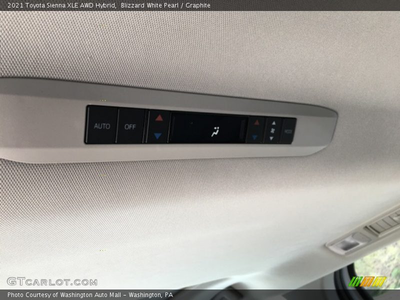 Blizzard White Pearl / Graphite 2021 Toyota Sienna XLE AWD Hybrid
