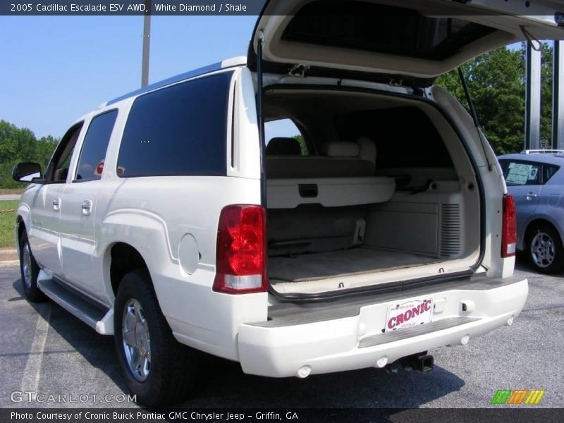 White Diamond / Shale 2005 Cadillac Escalade ESV AWD