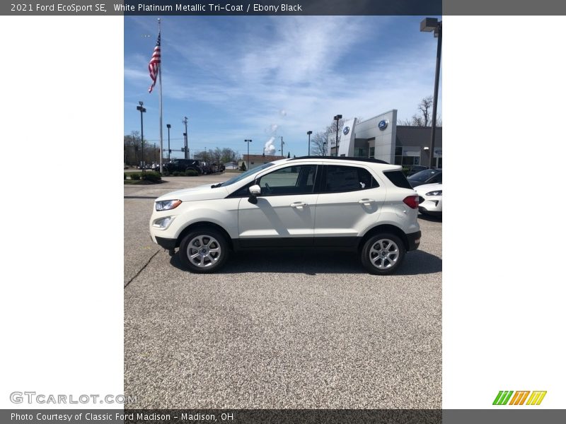 White Platinum Metallic Tri-Coat / Ebony Black 2021 Ford EcoSport SE