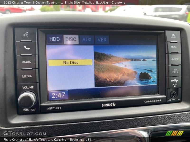 Bright Silver Metallic / Black/Light Graystone 2012 Chrysler Town & Country Touring - L