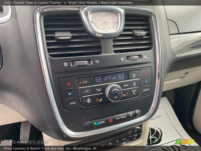 Bright Silver Metallic / Black/Light Graystone 2012 Chrysler Town & Country Touring - L