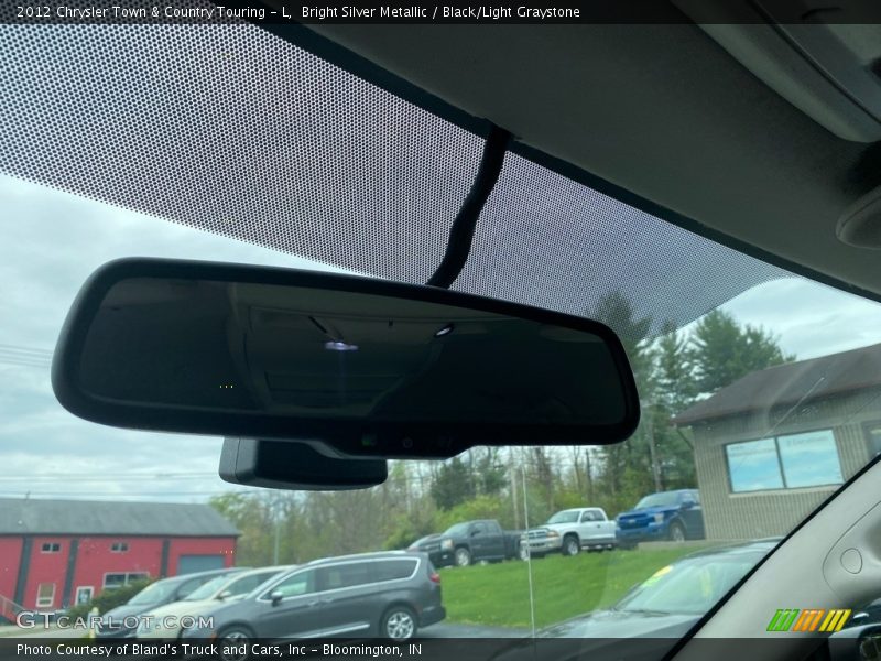 Bright Silver Metallic / Black/Light Graystone 2012 Chrysler Town & Country Touring - L