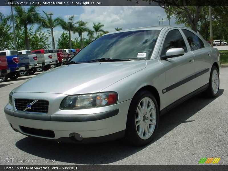 Silver Metallic / Taupe/Light Taupe 2004 Volvo S60 2.5T