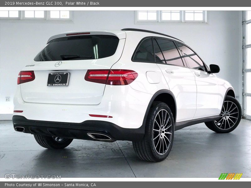 Polar White / Black 2019 Mercedes-Benz GLC 300
