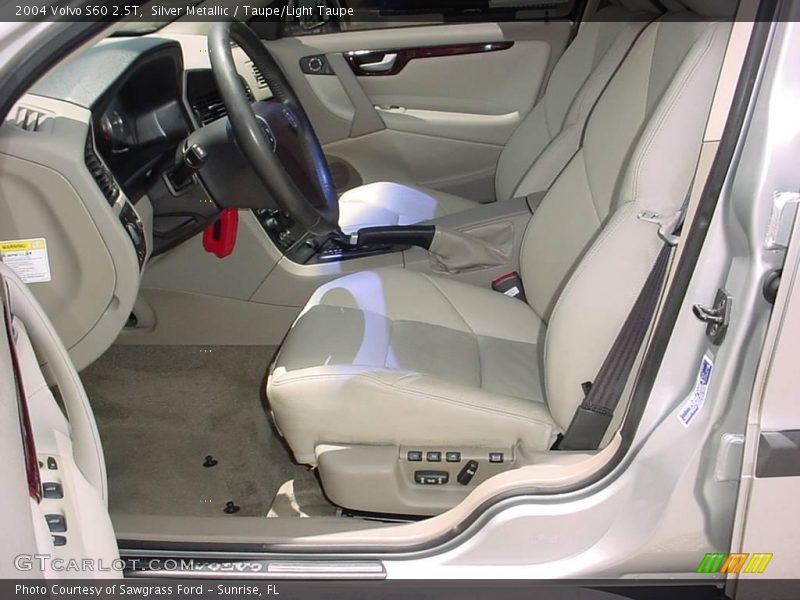 Silver Metallic / Taupe/Light Taupe 2004 Volvo S60 2.5T