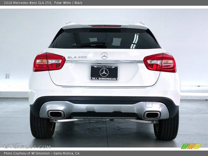 Polar White / Black 2019 Mercedes-Benz GLA 250