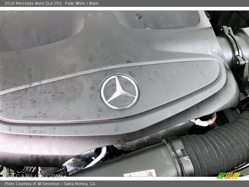 Polar White / Black 2019 Mercedes-Benz GLA 250