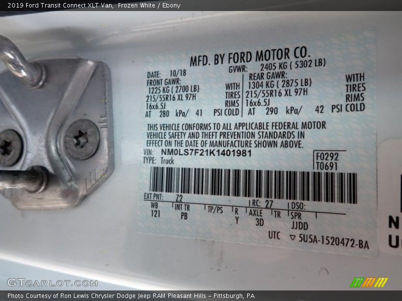 Frozen White / Ebony 2019 Ford Transit Connect XLT Van