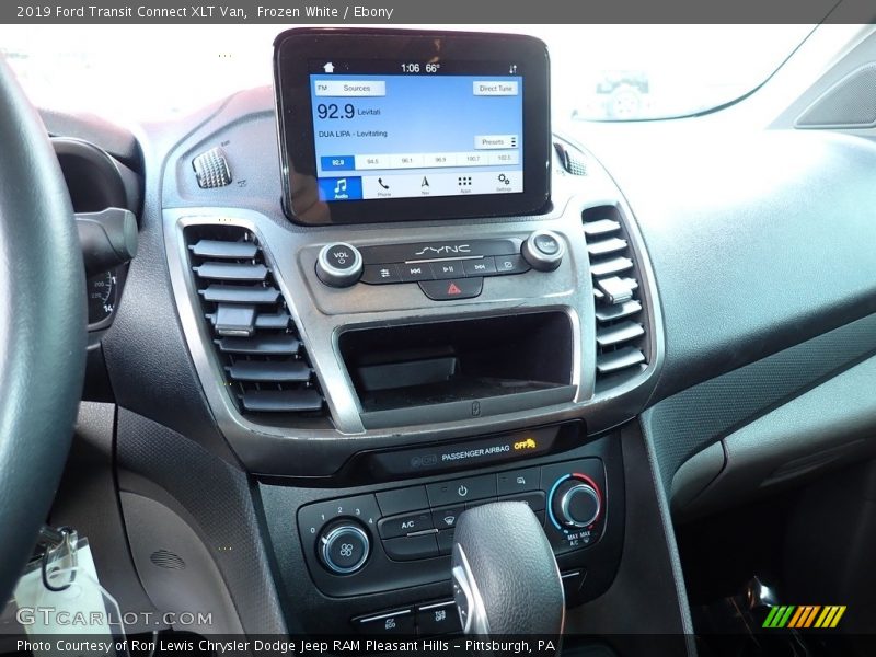 Frozen White / Ebony 2019 Ford Transit Connect XLT Van