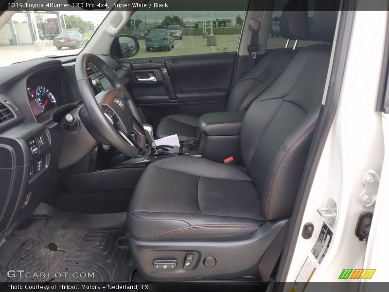 Super White / Black 2019 Toyota 4Runner TRD Pro 4x4