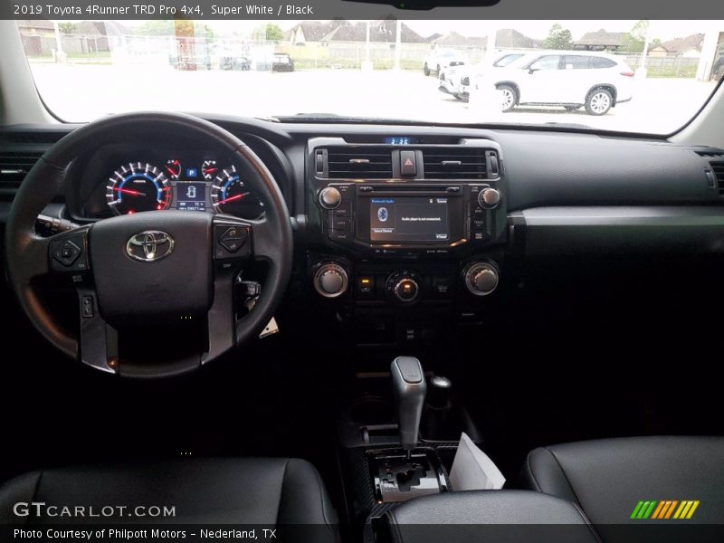 Super White / Black 2019 Toyota 4Runner TRD Pro 4x4
